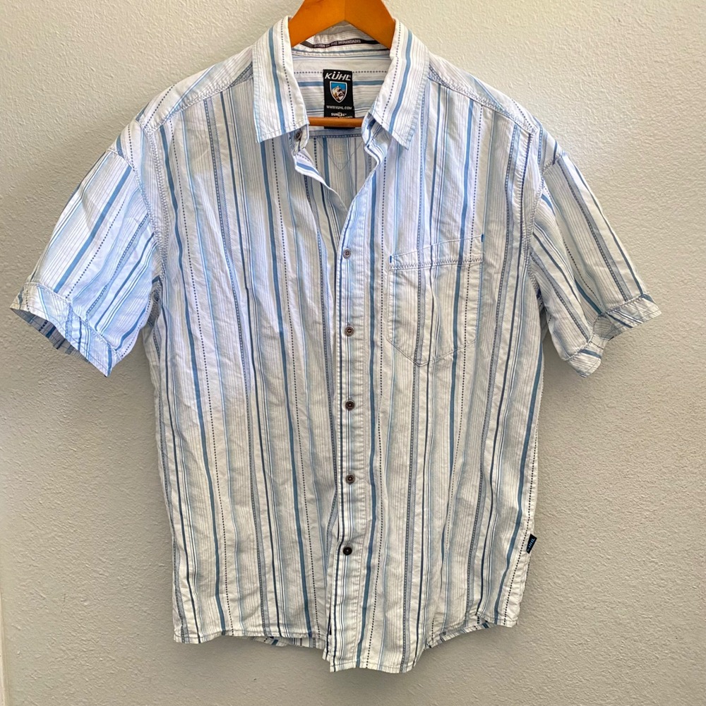 Kuhl Suncel Mens Medium Short Sleeve Button Down Shirt Blue White Striped Hiking